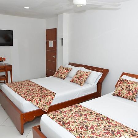 Hotel Canoa Inn Caucasia Zewnętrze zdjęcie