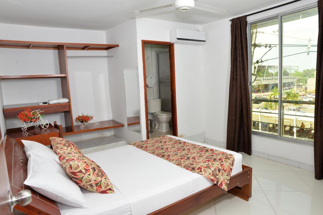 Hotel Canoa Inn Caucasia Zewnętrze zdjęcie